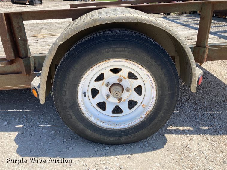 image for item HN9886 2006 PJ Trailers  utility trailer