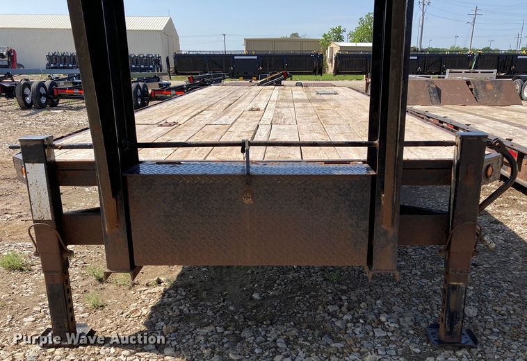 image for item HN9888 2008 Fastline  equipment trailer