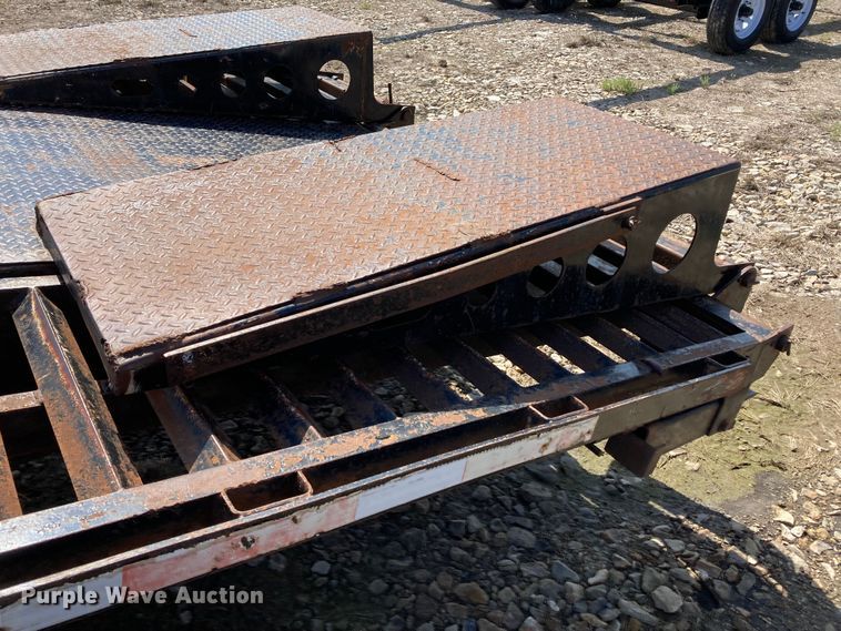 image for item HN9888 2008 Fastline  equipment trailer