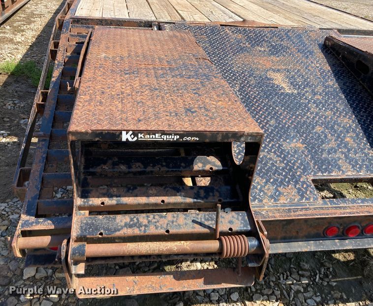 image for item HN9888 2008 Fastline  equipment trailer