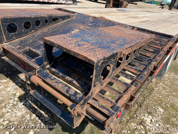 image for item HN9888 2008 Fastline  equipment trailer