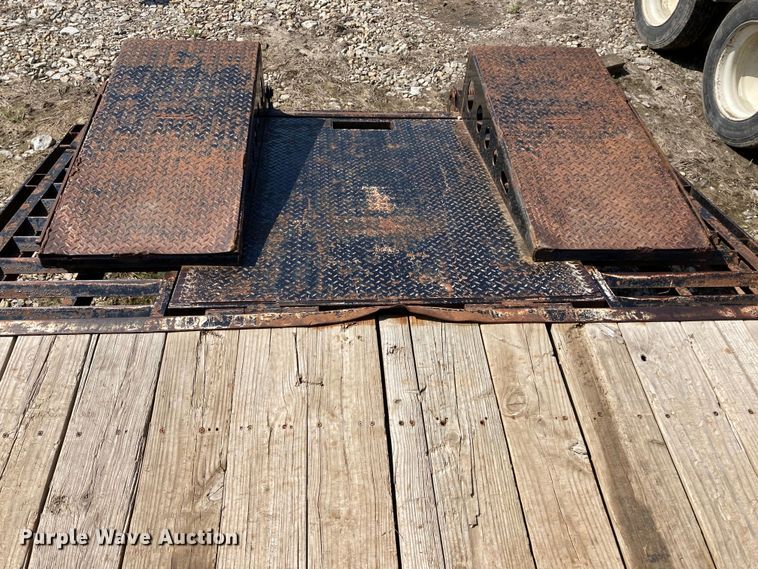 image for item HN9888 2008 Fastline  equipment trailer