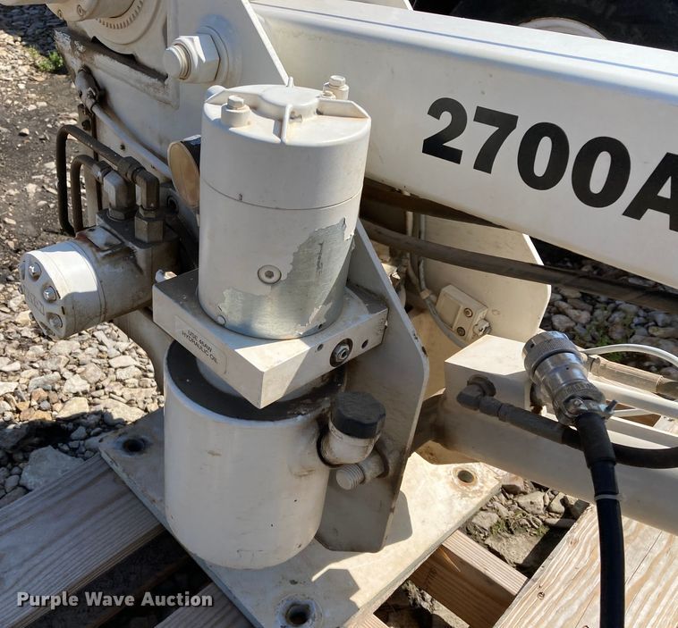 image for item HN9889 Liftmoore 2700AR  crane