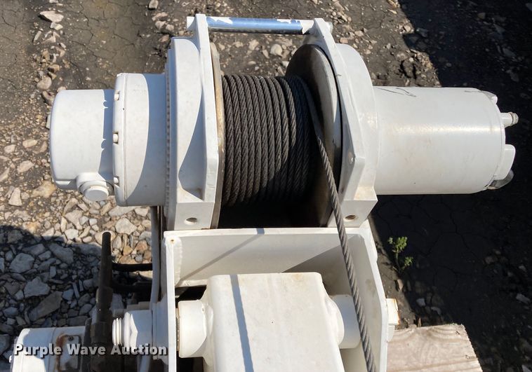 image for item HN9889 Liftmoore 2700AR  crane