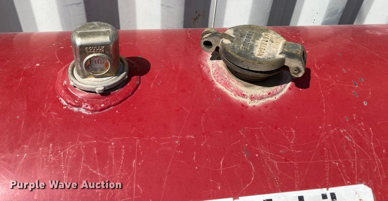 image for item HN9890 Oil tank