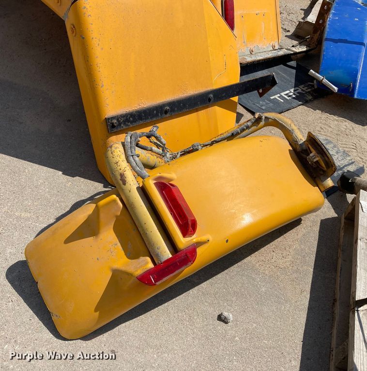 image for item HN9904 (2) fenders