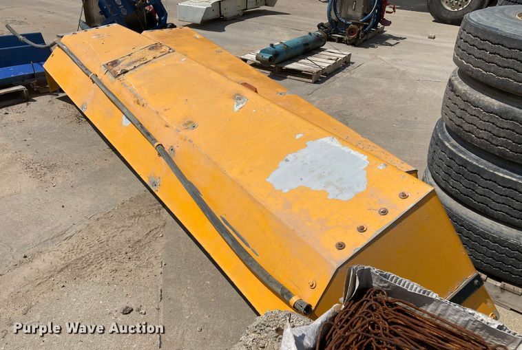 image for item HN9904 (2) fenders