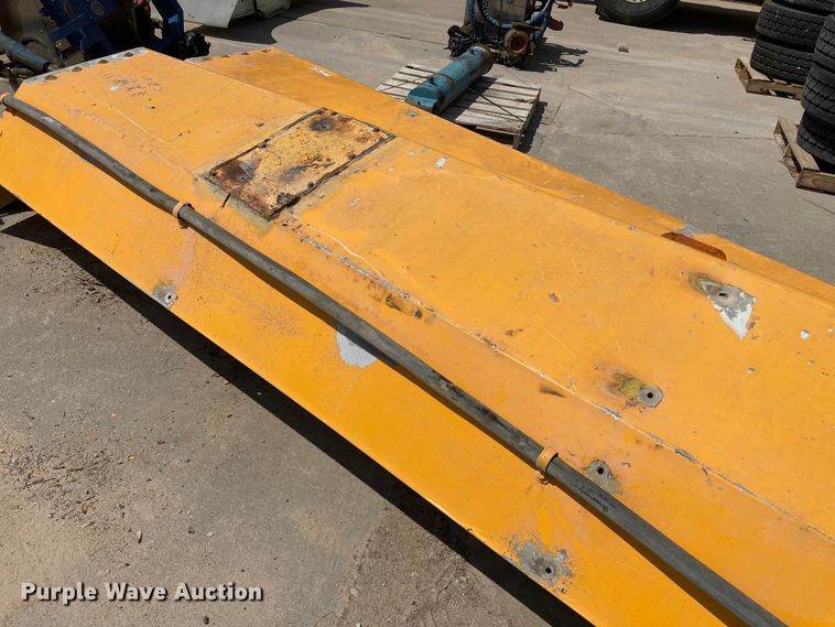 image for item HN9904 (2) fenders