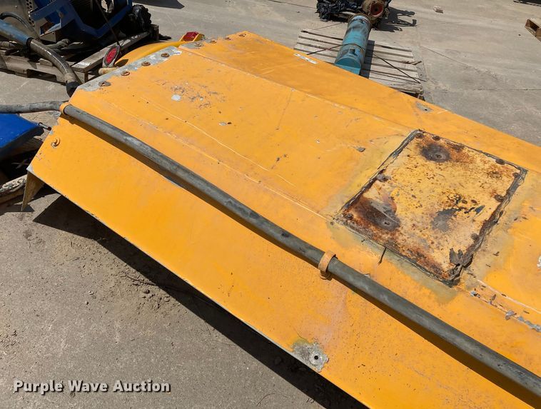 image for item HN9904 (2) fenders