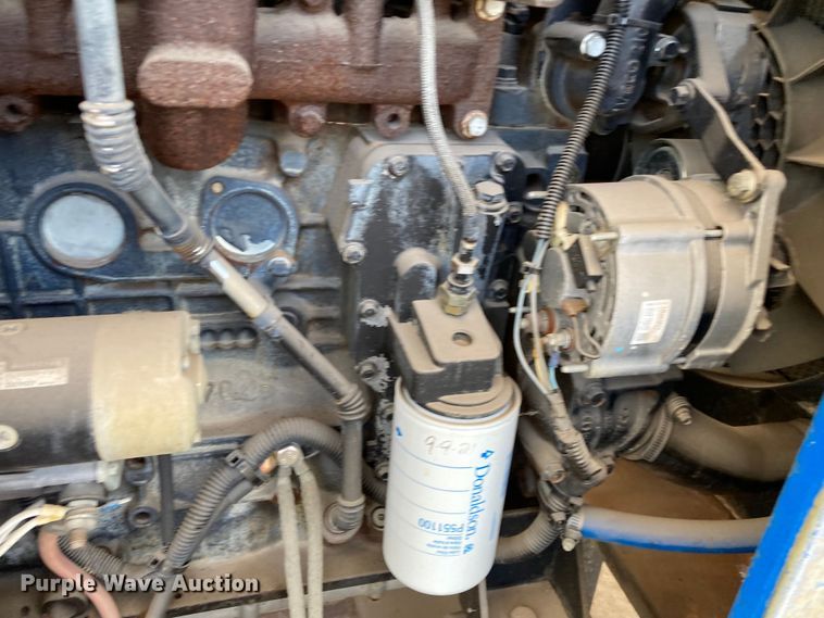 image for item HN9906 New Holland SE85  irrigation power unit