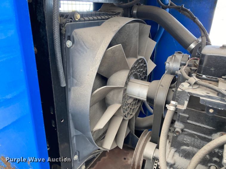 image for item HN9906 New Holland SE85  irrigation power unit