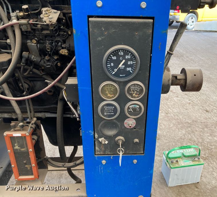 image for item HN9906 New Holland SE85  irrigation power unit