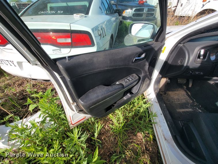 image for item HY9018 2013 Dodge Charger Police