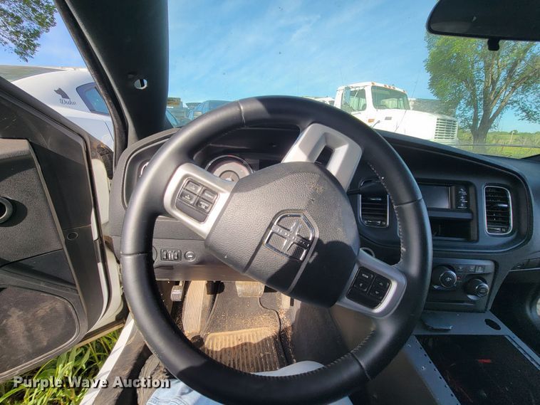 image for item HY9018 2013 Dodge Charger Police