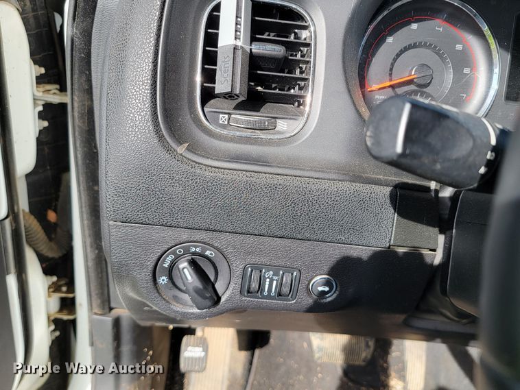 image for item HY9018 2013 Dodge Charger Police