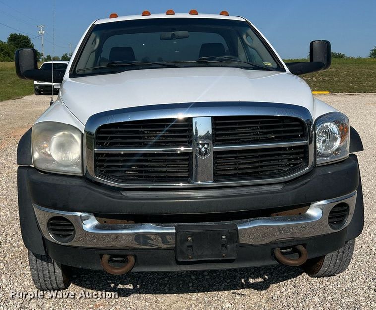 image for item II9058 2009 Dodge Ram 4500HD  truck cab and chassis