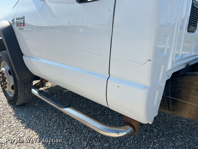 image for item II9058 2009 Dodge Ram 4500HD  truck cab and chassis