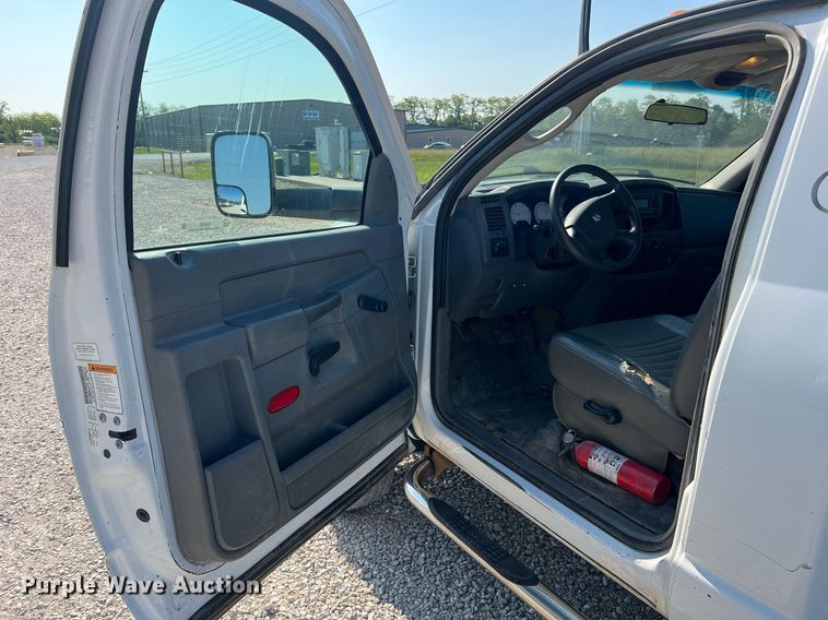 image for item II9058 2009 Dodge Ram 4500HD  truck cab and chassis