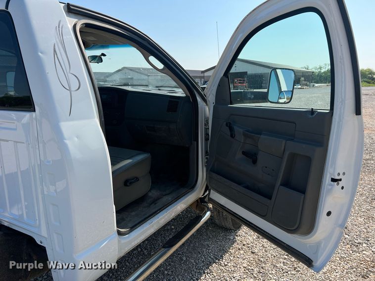 image for item II9058 2009 Dodge Ram 4500HD  truck cab and chassis