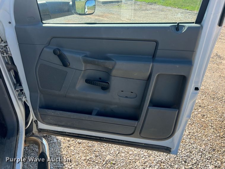 image for item II9058 2009 Dodge Ram 4500HD  truck cab and chassis