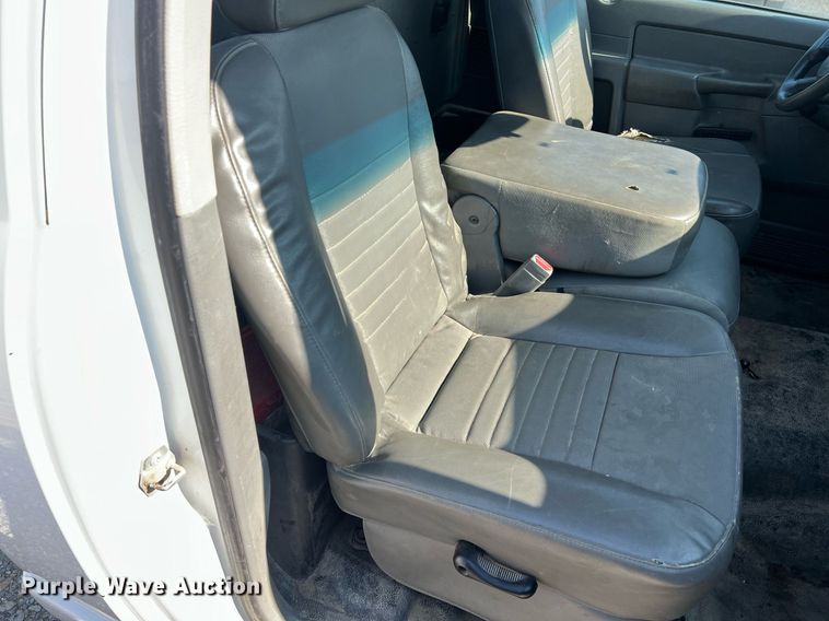 image for item II9058 2009 Dodge Ram 4500HD  truck cab and chassis