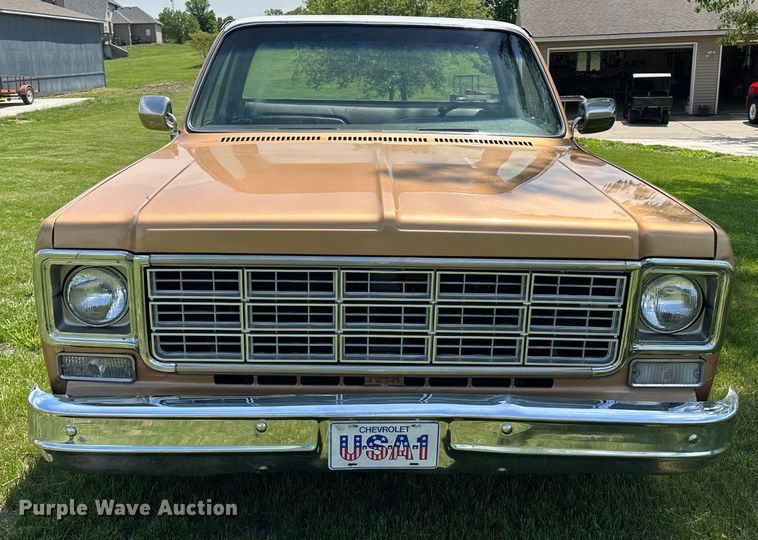 image for item JC9974 1975 Chevrolet Cheyenne 10  pickup truck