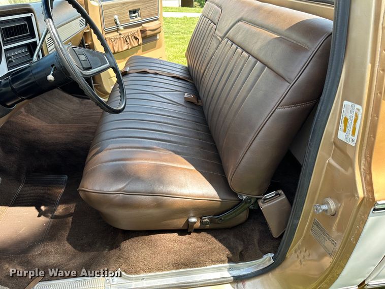 image for item JC9974 1975 Chevrolet Cheyenne 10  pickup truck