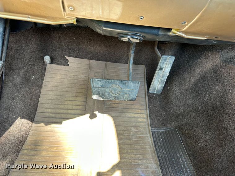 image for item JC9974 1975 Chevrolet Cheyenne 10  pickup truck