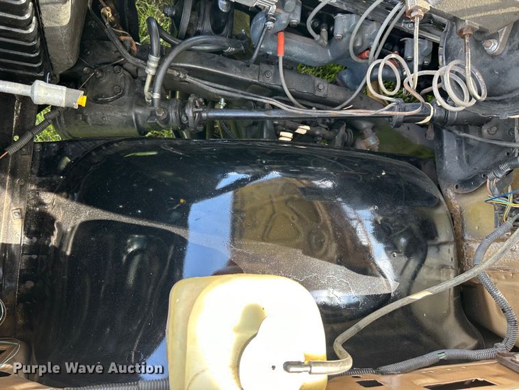 image for item JC9974 1975 Chevrolet Cheyenne 10  pickup truck