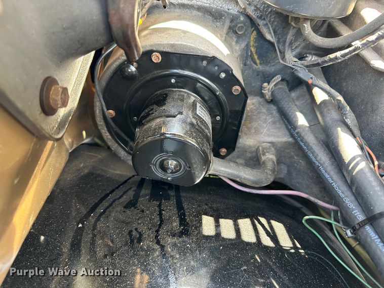 image for item JC9974 1975 Chevrolet Cheyenne 10  pickup truck