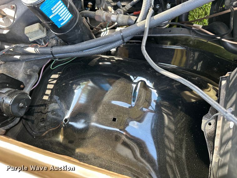 image for item JC9974 1975 Chevrolet Cheyenne 10  pickup truck