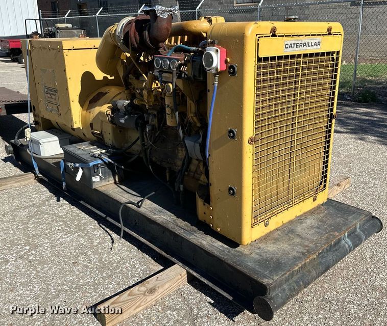 image for item JJ9924 Caterpillar SR4  generator