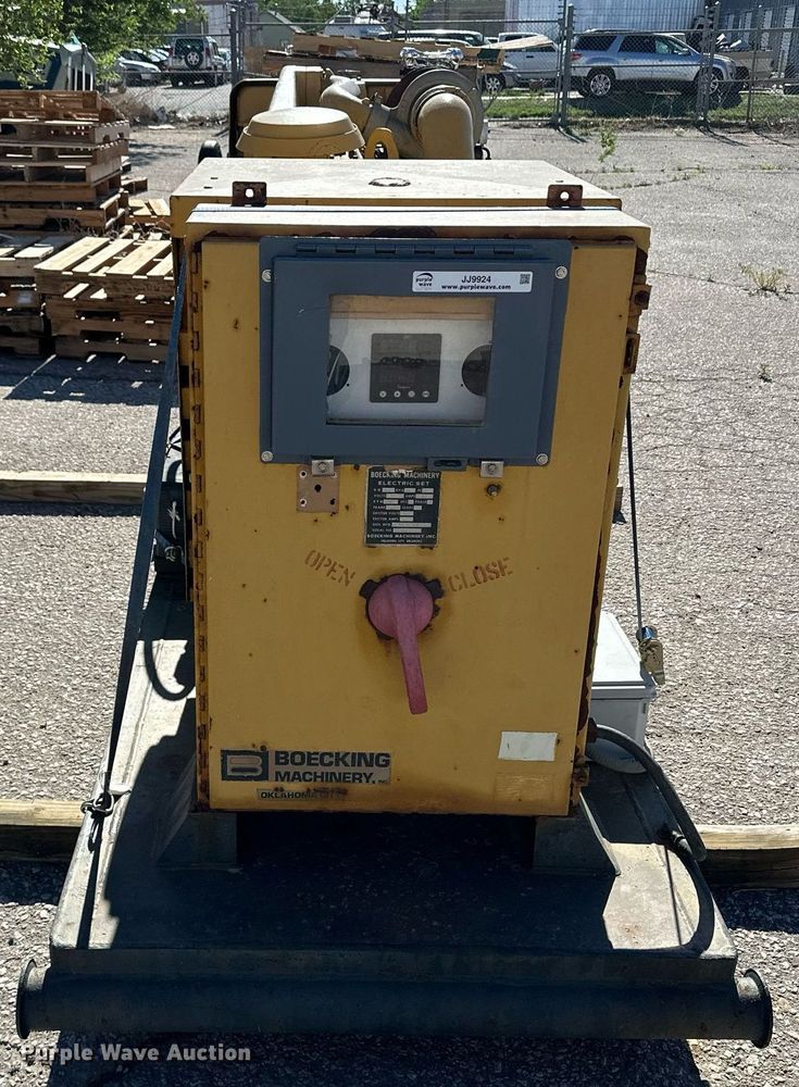 image for item JJ9924 Caterpillar SR4  generator