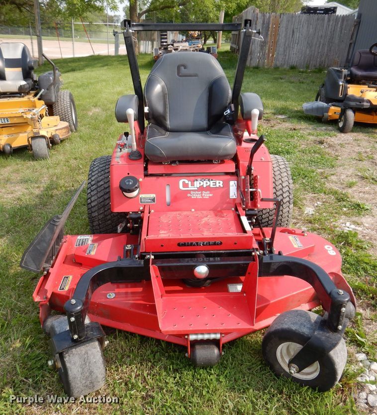 image for item JO9149 2017 Country Clipper Charger  ZTR lawn mower