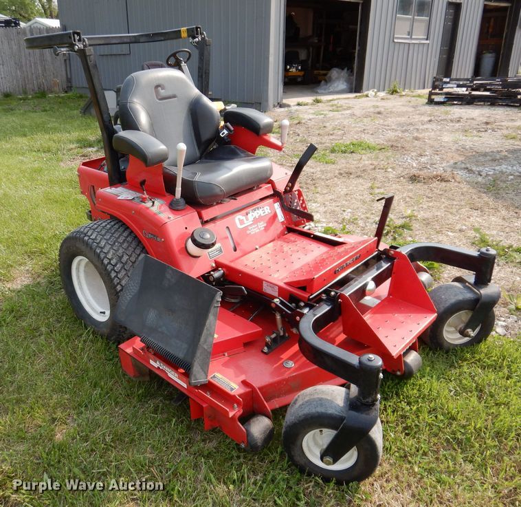 image for item JO9149 2017 Country Clipper Charger  ZTR lawn mower