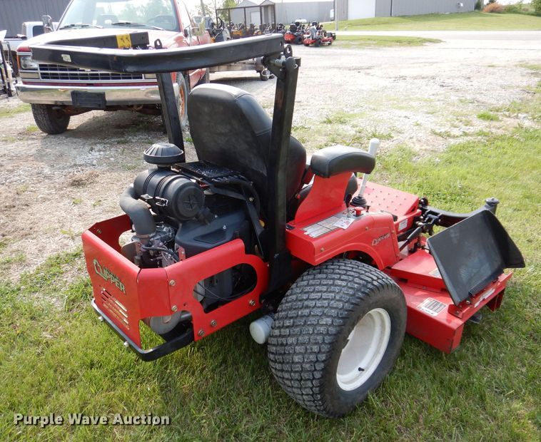 image for item JO9149 2017 Country Clipper Charger  ZTR lawn mower