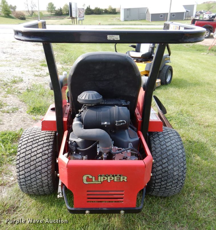 image for item JO9149 2017 Country Clipper Charger  ZTR lawn mower