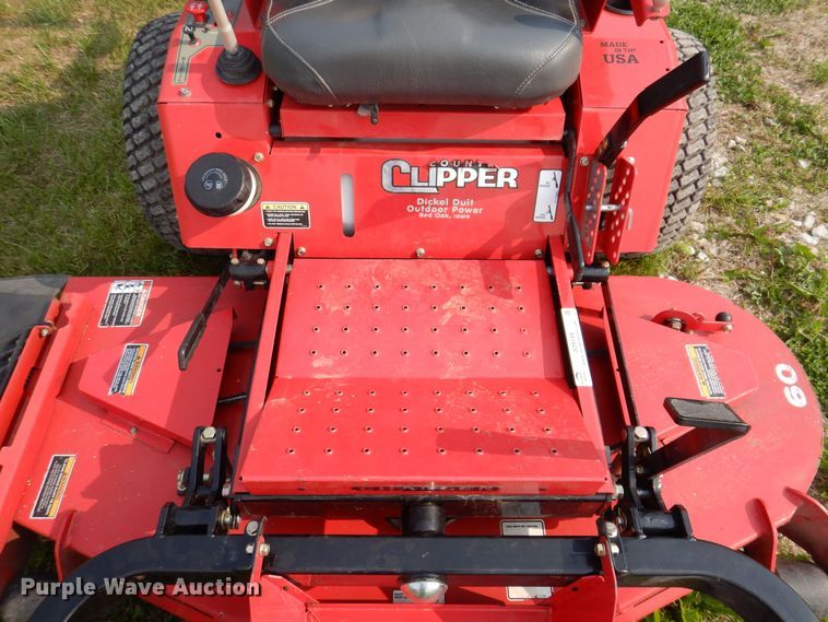 image for item JO9149 2017 Country Clipper Charger  ZTR lawn mower