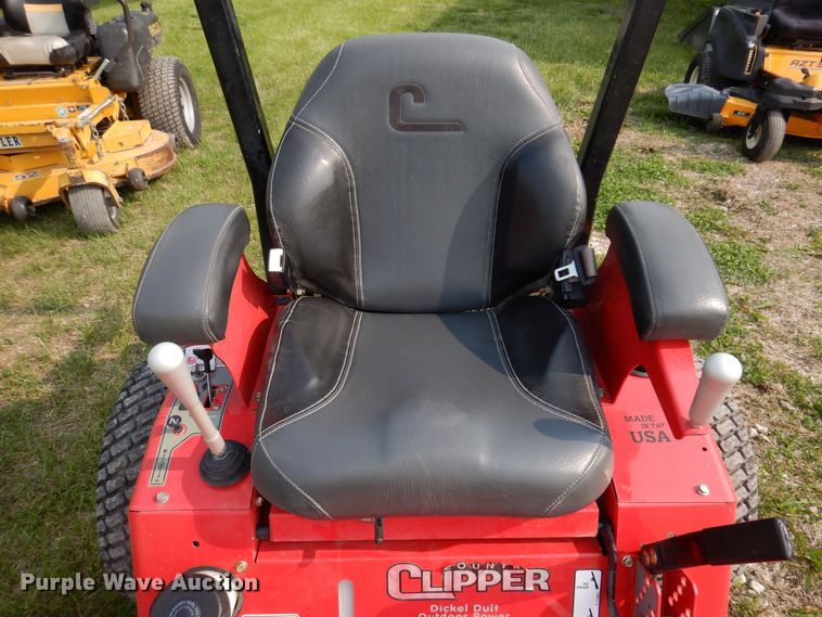 image for item JO9149 2017 Country Clipper Charger  ZTR lawn mower