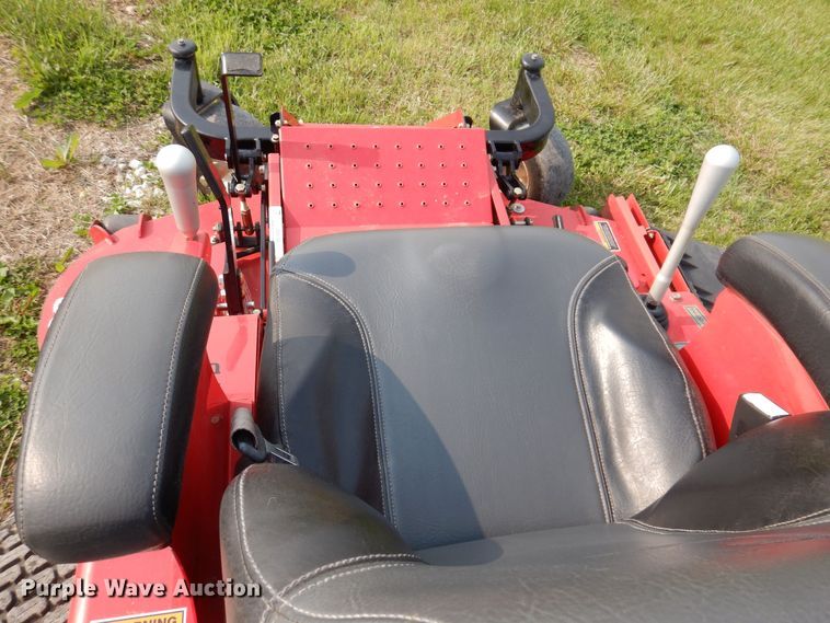 image for item JO9149 2017 Country Clipper Charger  ZTR lawn mower