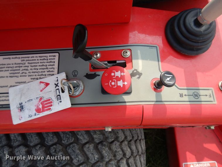 image for item JO9149 2017 Country Clipper Charger  ZTR lawn mower