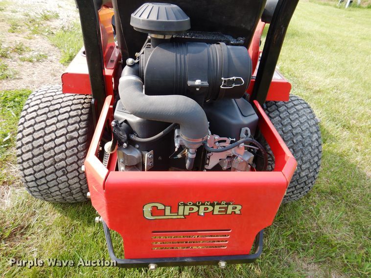 image for item JO9149 2017 Country Clipper Charger  ZTR lawn mower