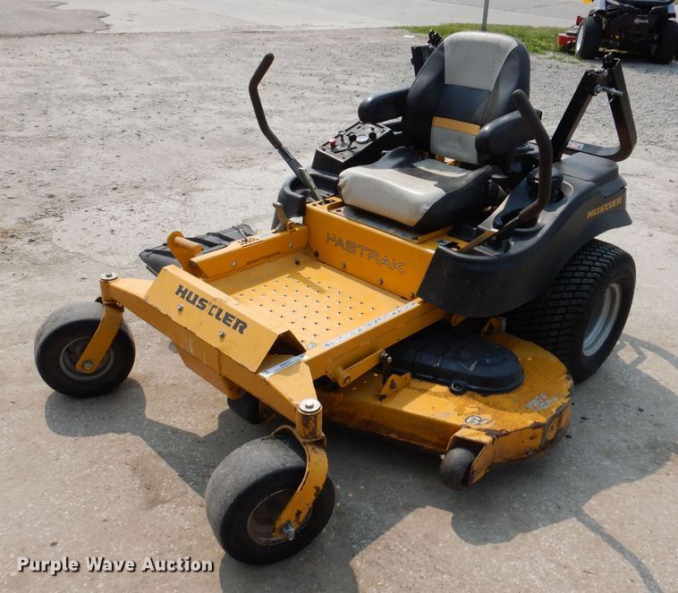 image for item JO9151 2014 Hustler FasTrak  ZTR lawn mower