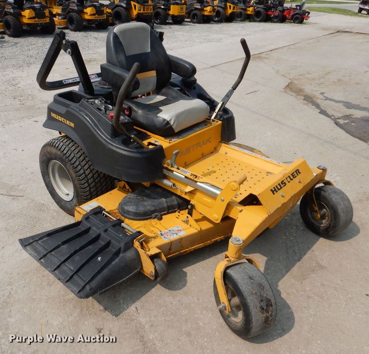 image for item JO9151 2014 Hustler FasTrak  ZTR lawn mower