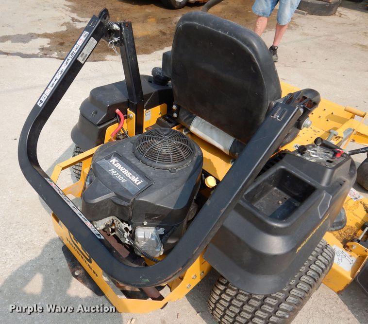 image for item JO9151 2014 Hustler FasTrak  ZTR lawn mower