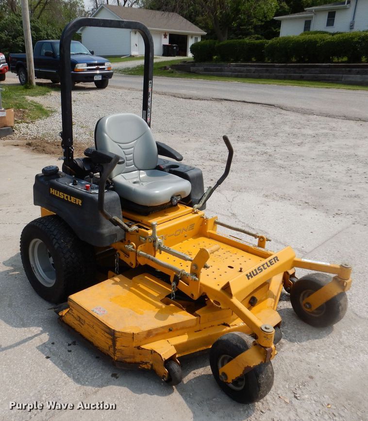 image for item JO9152 2015 Hustler X-One  ZTR lawn mower