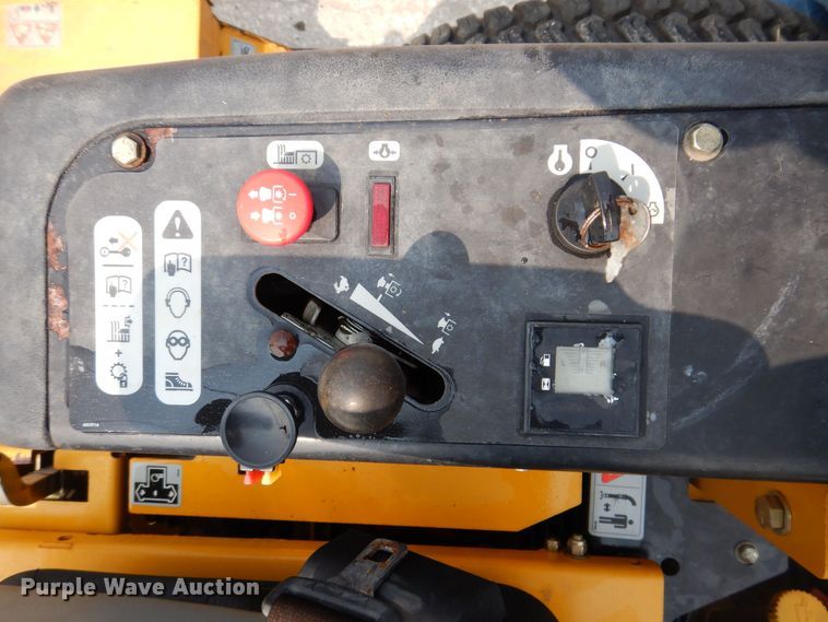 image for item JO9152 2015 Hustler X-One  ZTR lawn mower