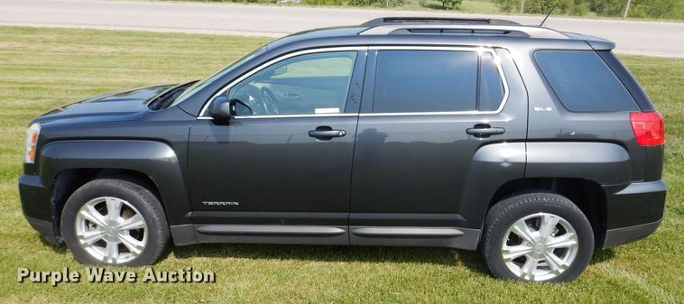 image for item JO9157 2017 GMC Terrain SLE  SUV