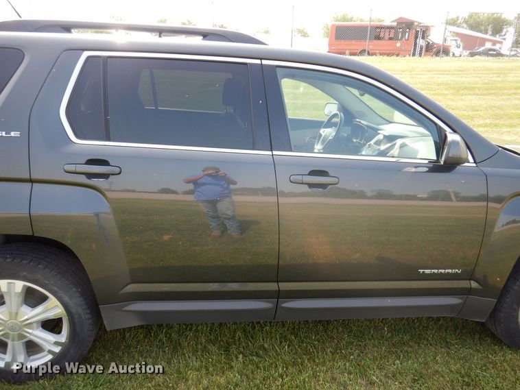 image for item JO9157 2017 GMC Terrain SLE  SUV