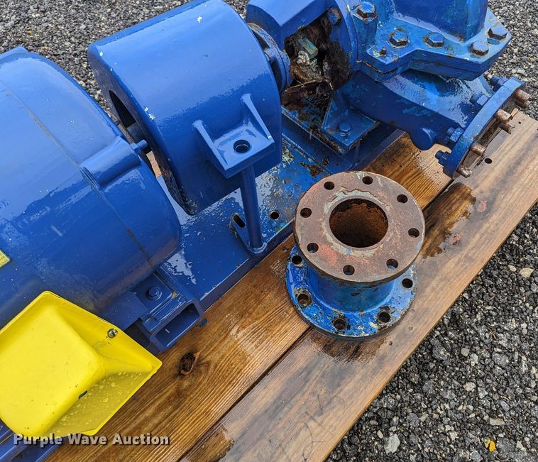 image for item KB9424 (2) Peerless 3AD15 1/2 pumps